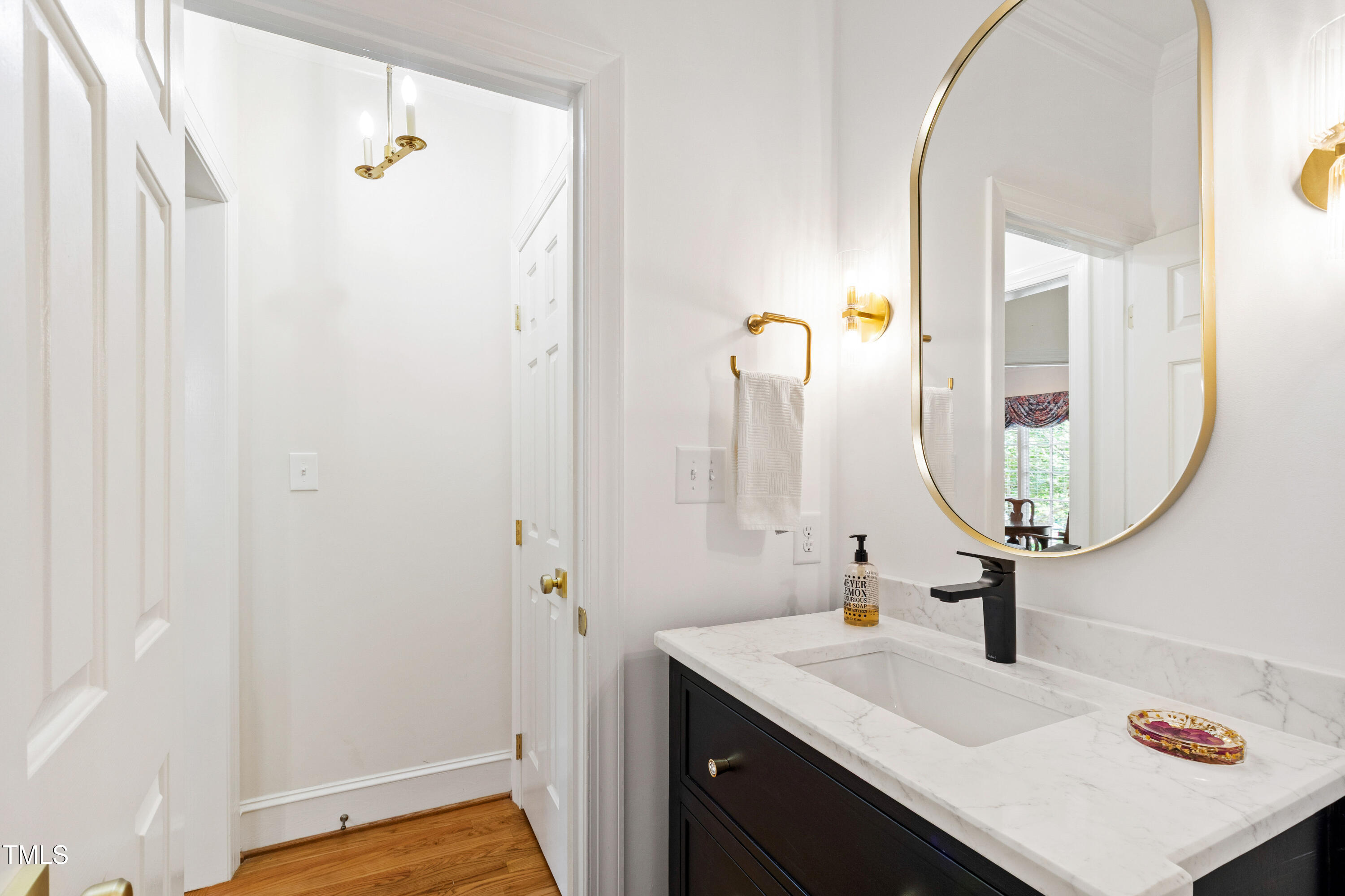 Raleigh, North Carolina 27615, United States, 4 Bedrooms Bedrooms, ,4 BathroomsBathrooms,Residential,Active,202336