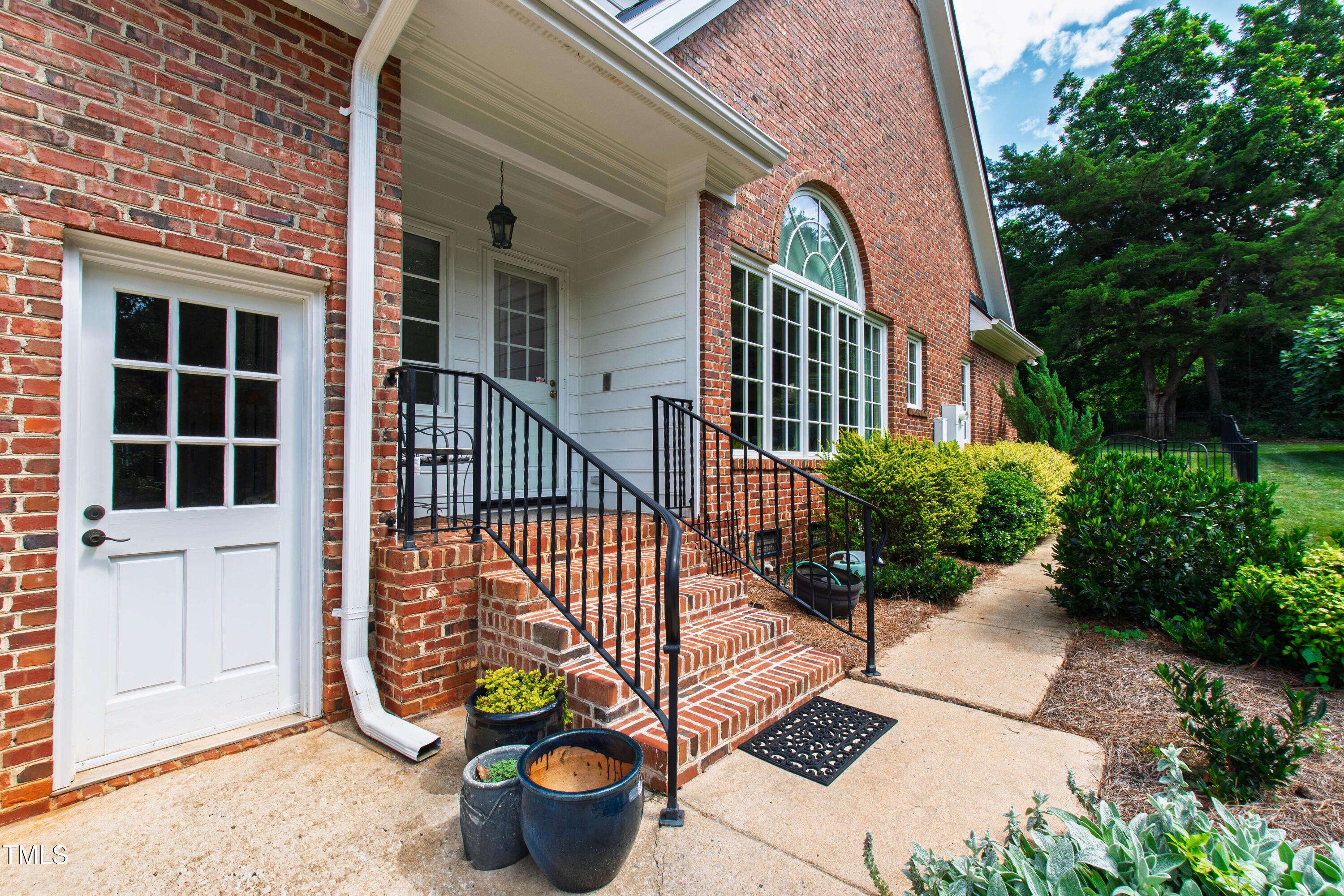 Raleigh, North Carolina 27615, United States, 4 Bedrooms Bedrooms, ,4 BathroomsBathrooms,Residential,Active,202336