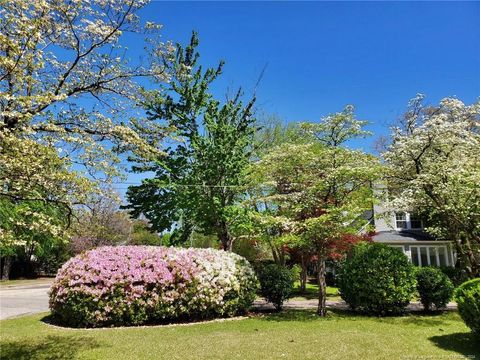 Single Family Residence in Fayetteville NC 211 Devane Street 7.jpg