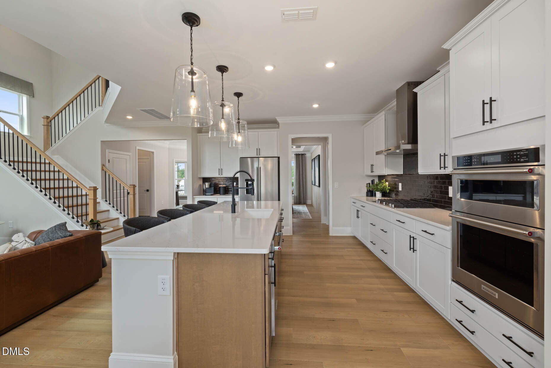 323 W Belmont Stakes Lane