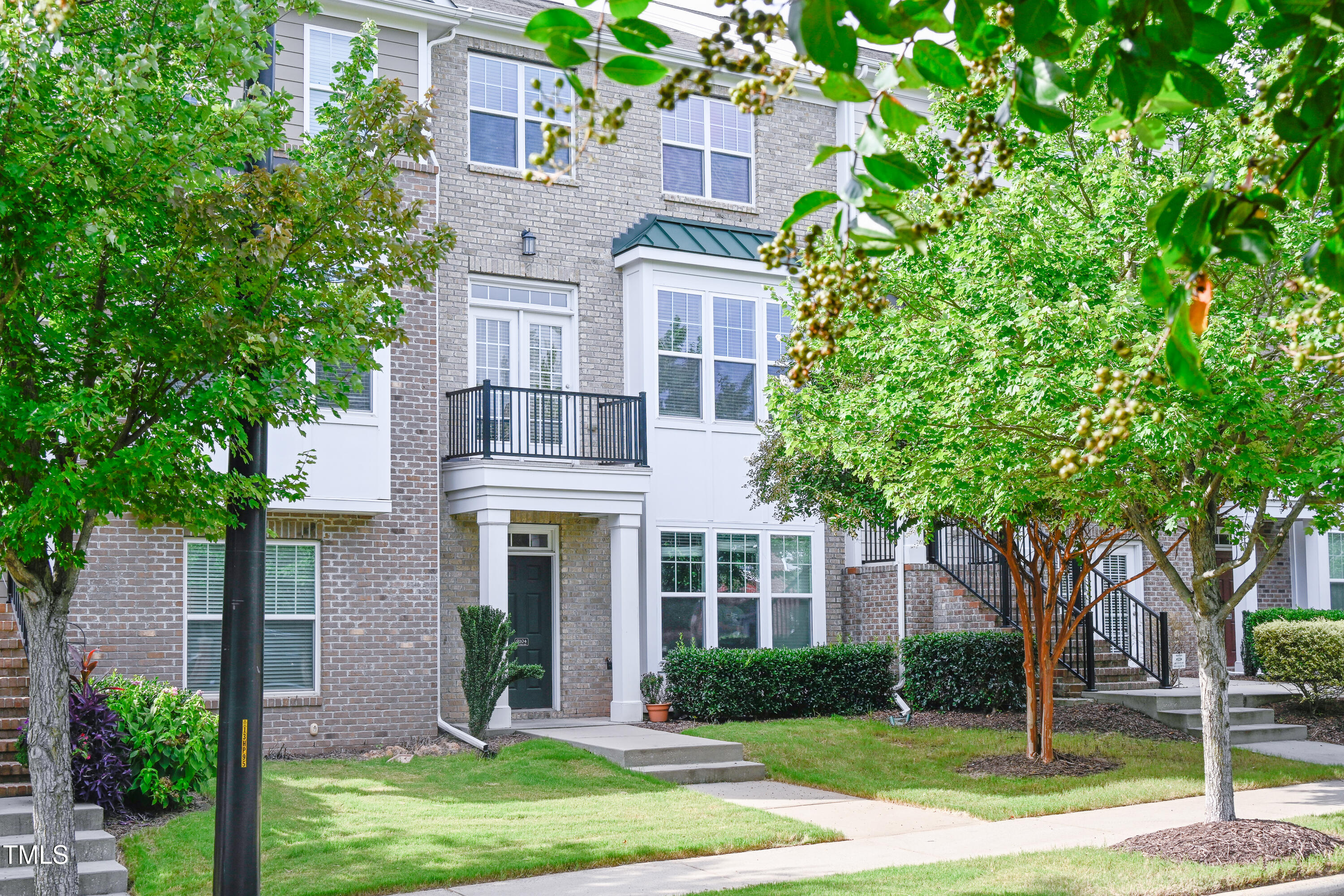 9104 Wooden Road