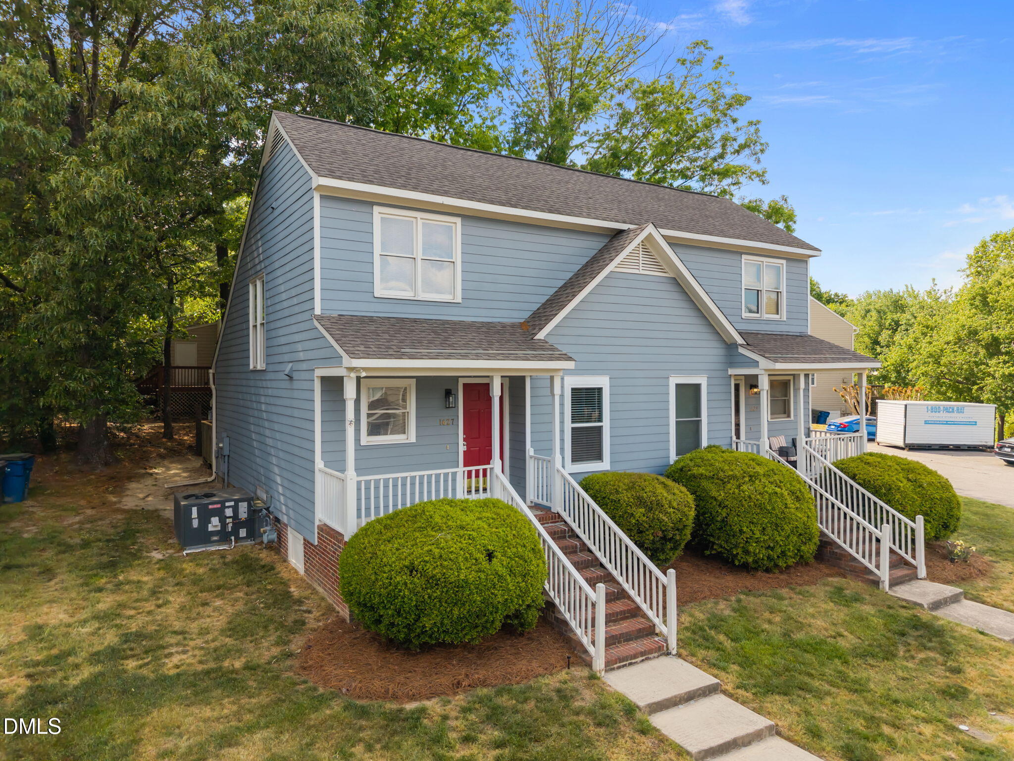 1627 Oakland Hills Way