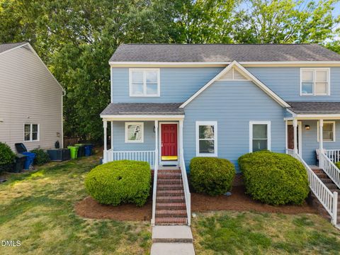 Photo of 1627 Oakland Hills Way, Raleigh, NC 27604 (MLS # 10162537)