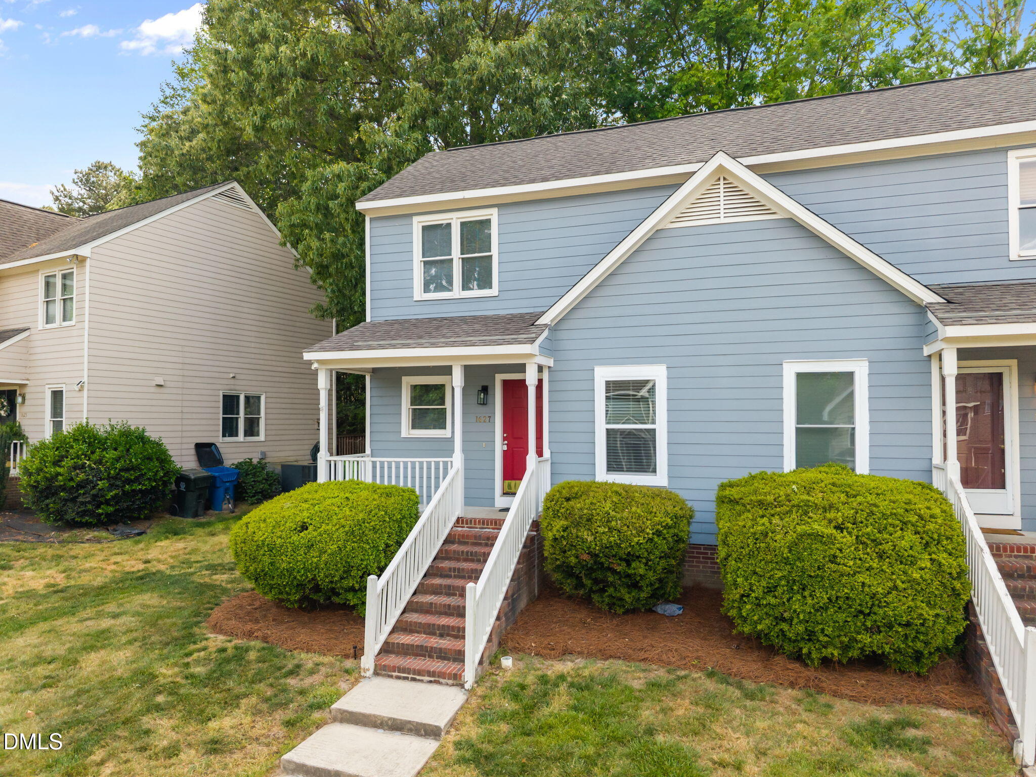 1627 Oakland Hills Way