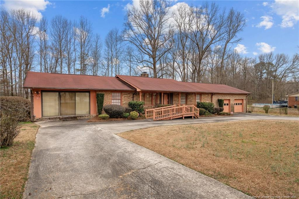 1916 Carr Creek Road