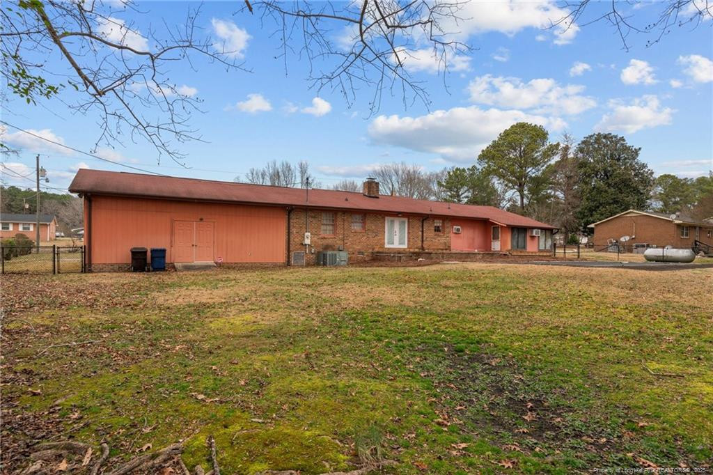 1916 Carr Creek Road