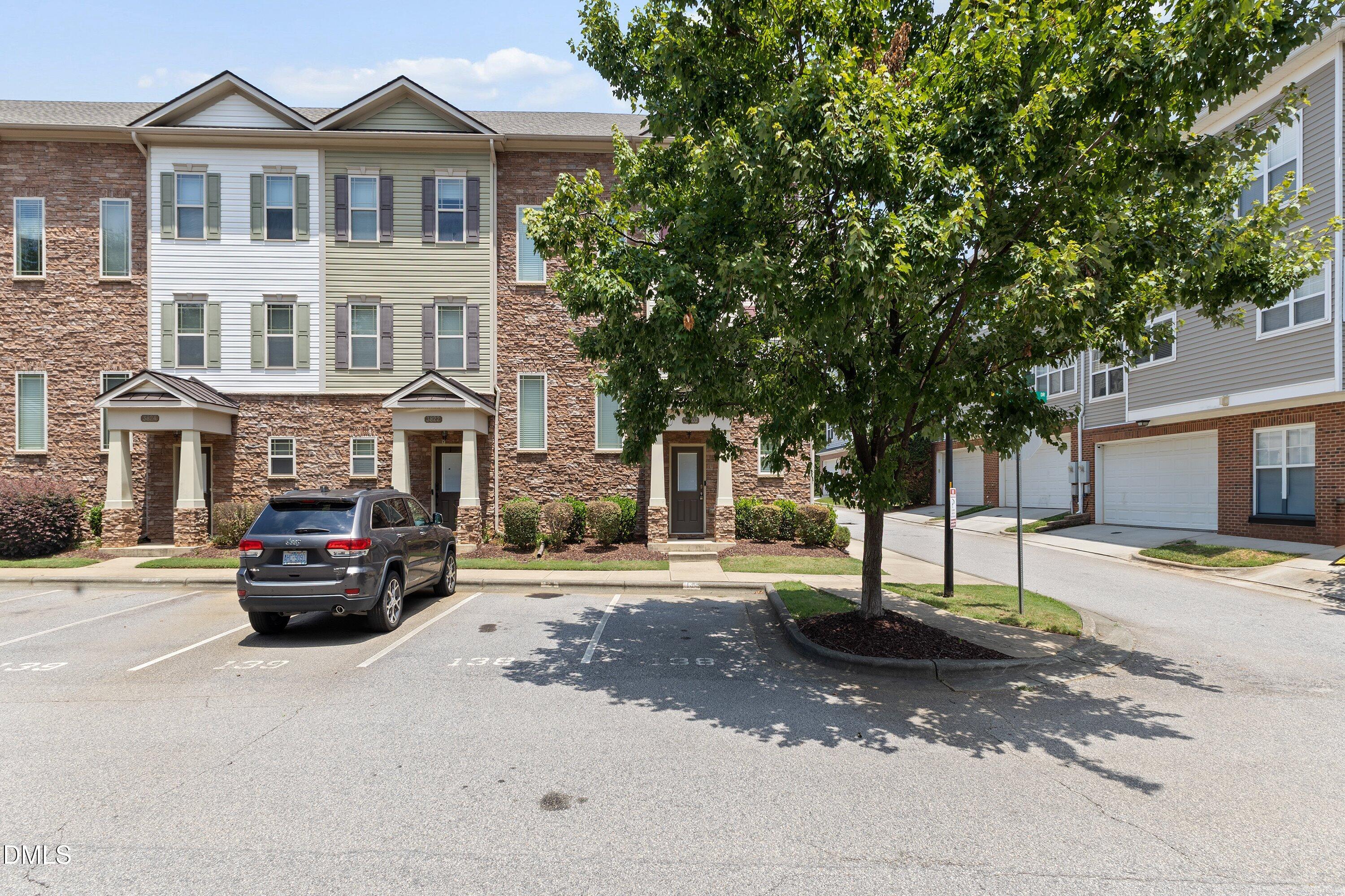 3820 Amelia Park Drive