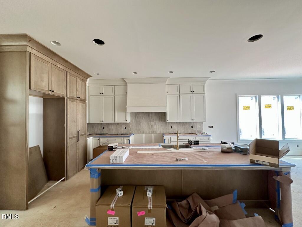 15 Chestnut Oak Drive