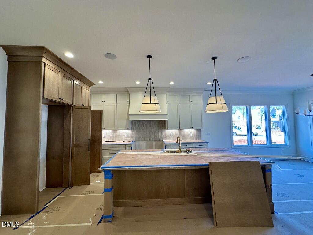 15 Chestnut Oak Drive