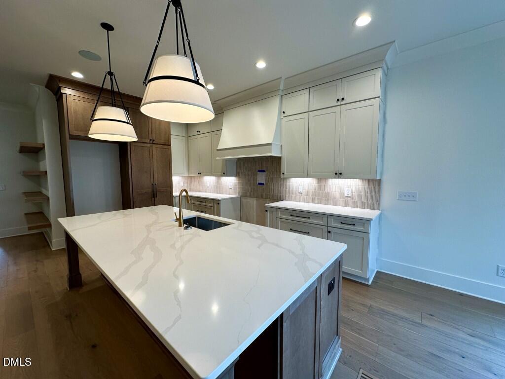 15 Chestnut Oak Drive