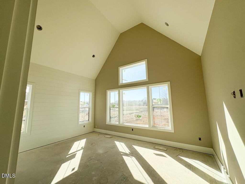 5816 Carriage Gate Drive