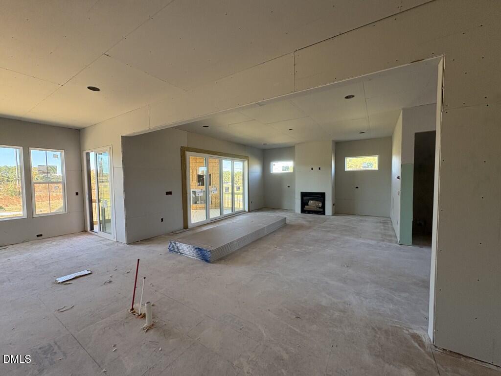 5816 Carriage Gate Drive