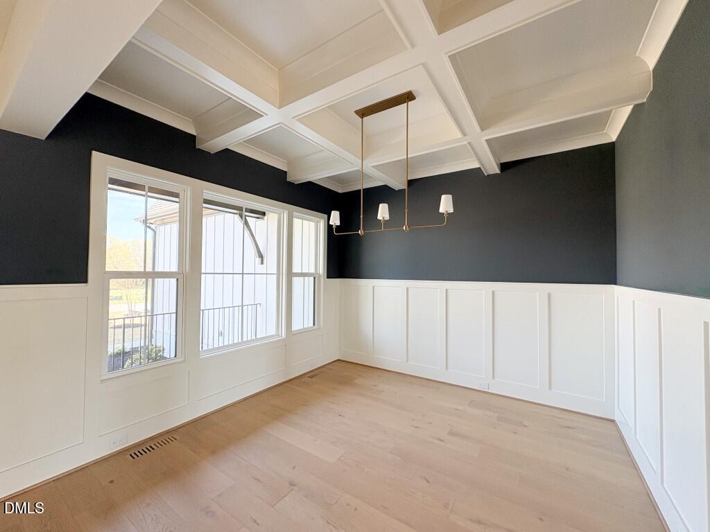 5816 Carriage Gate Drive