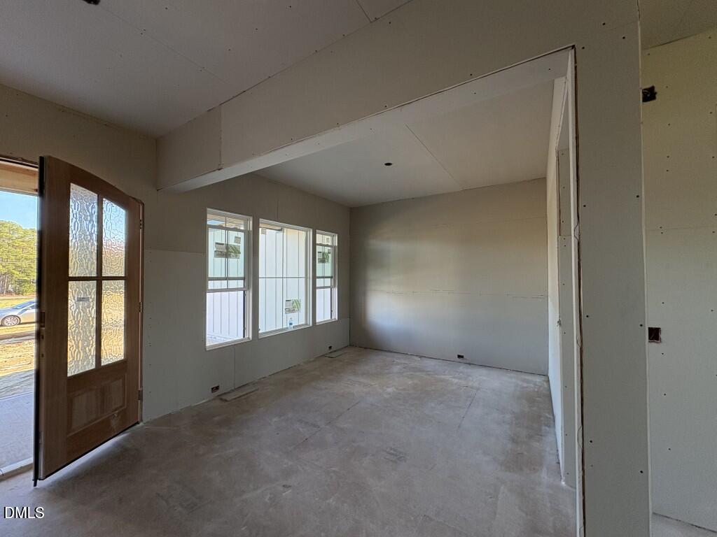 5816 Carriage Gate Drive