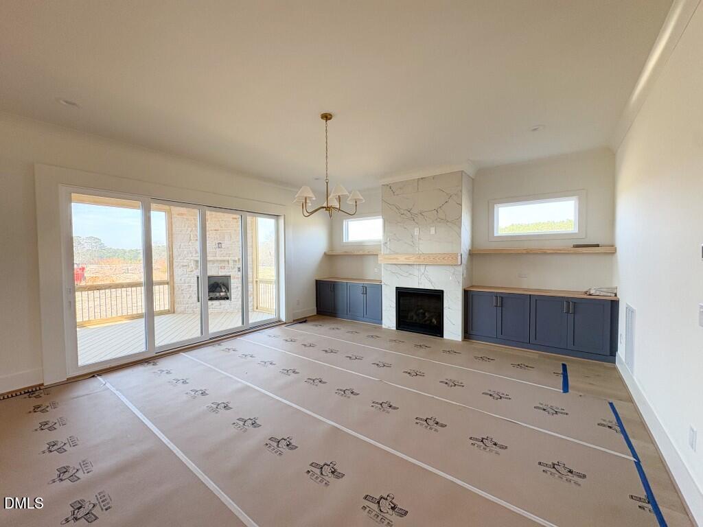 5816 Carriage Gate Drive