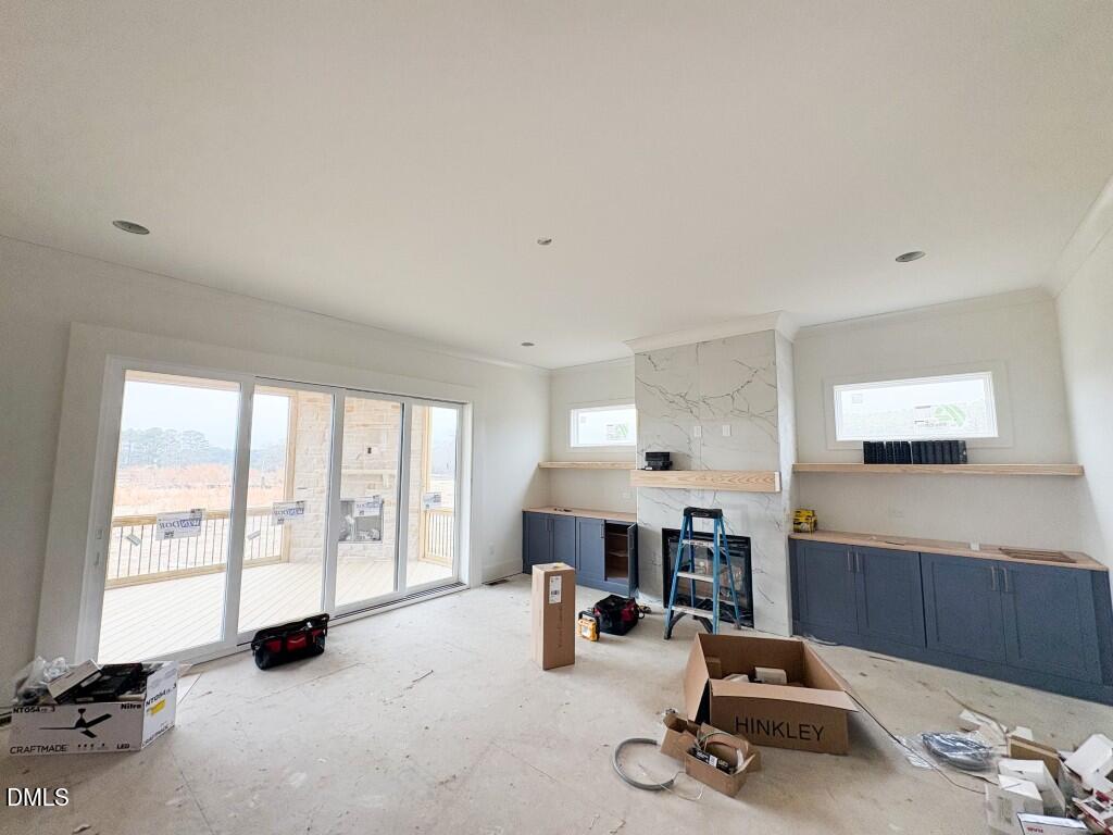 5816 Carriage Gate Drive