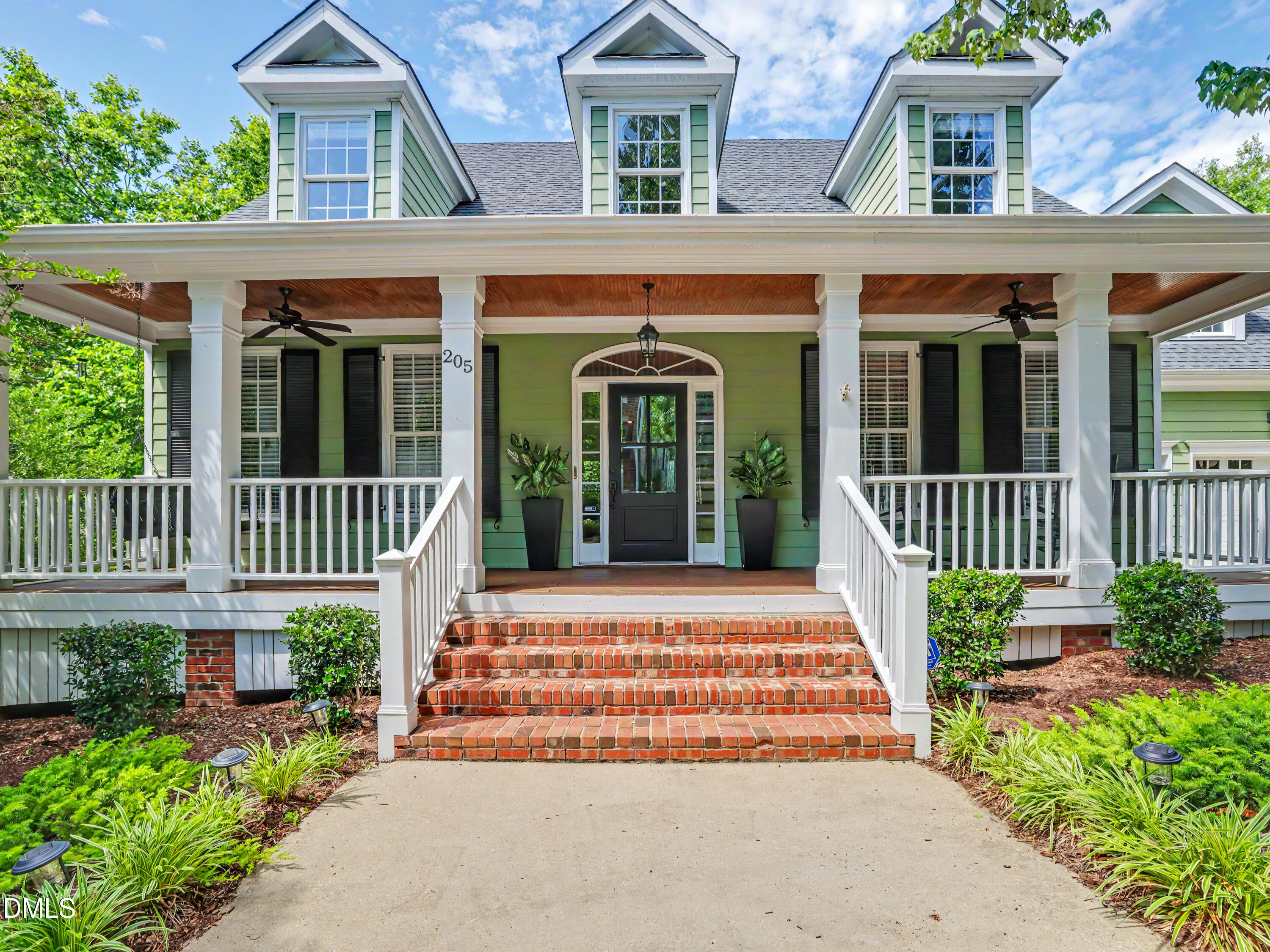 205 Glade Street