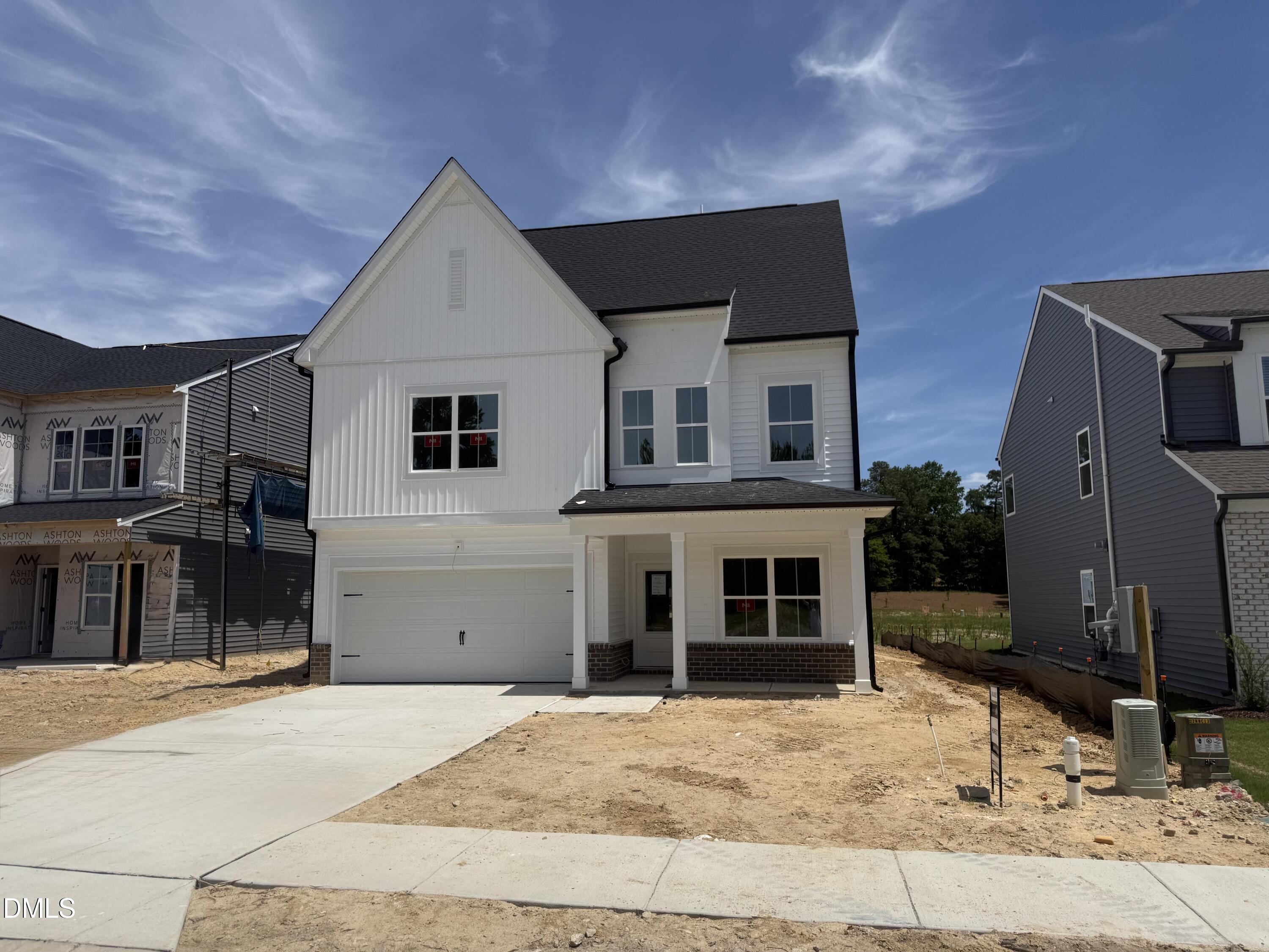 909 Fetching Place 377