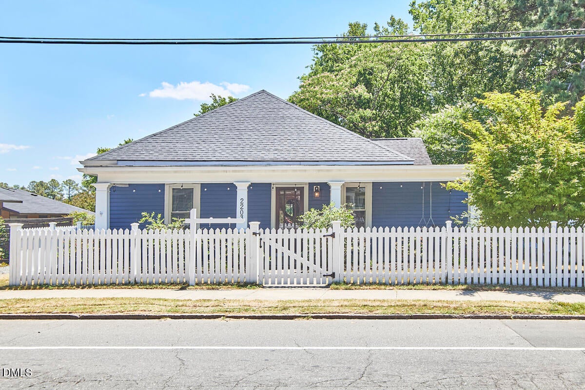 2203 Chapel Hill Road