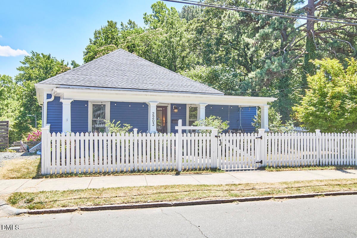 2203 Chapel Hill Road