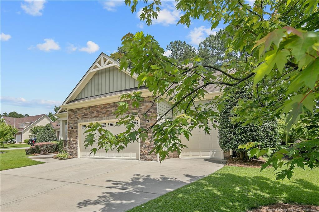 71 Orchard Falls Drive