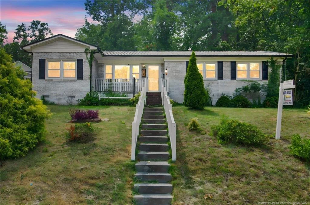 805 Shadowlawn Drive