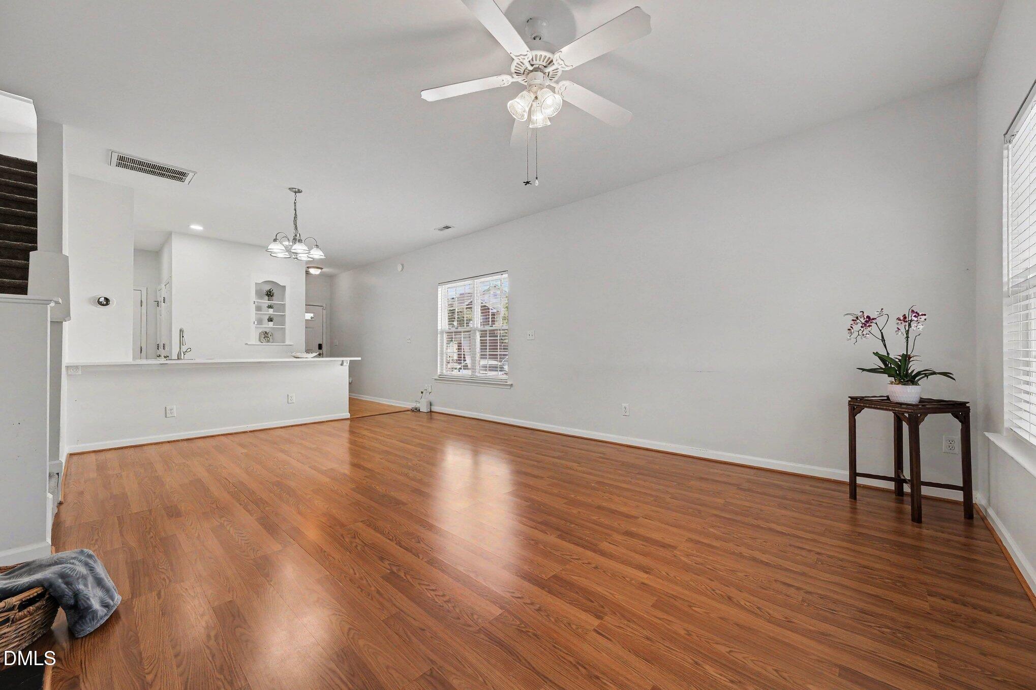 1016 Hadel Place