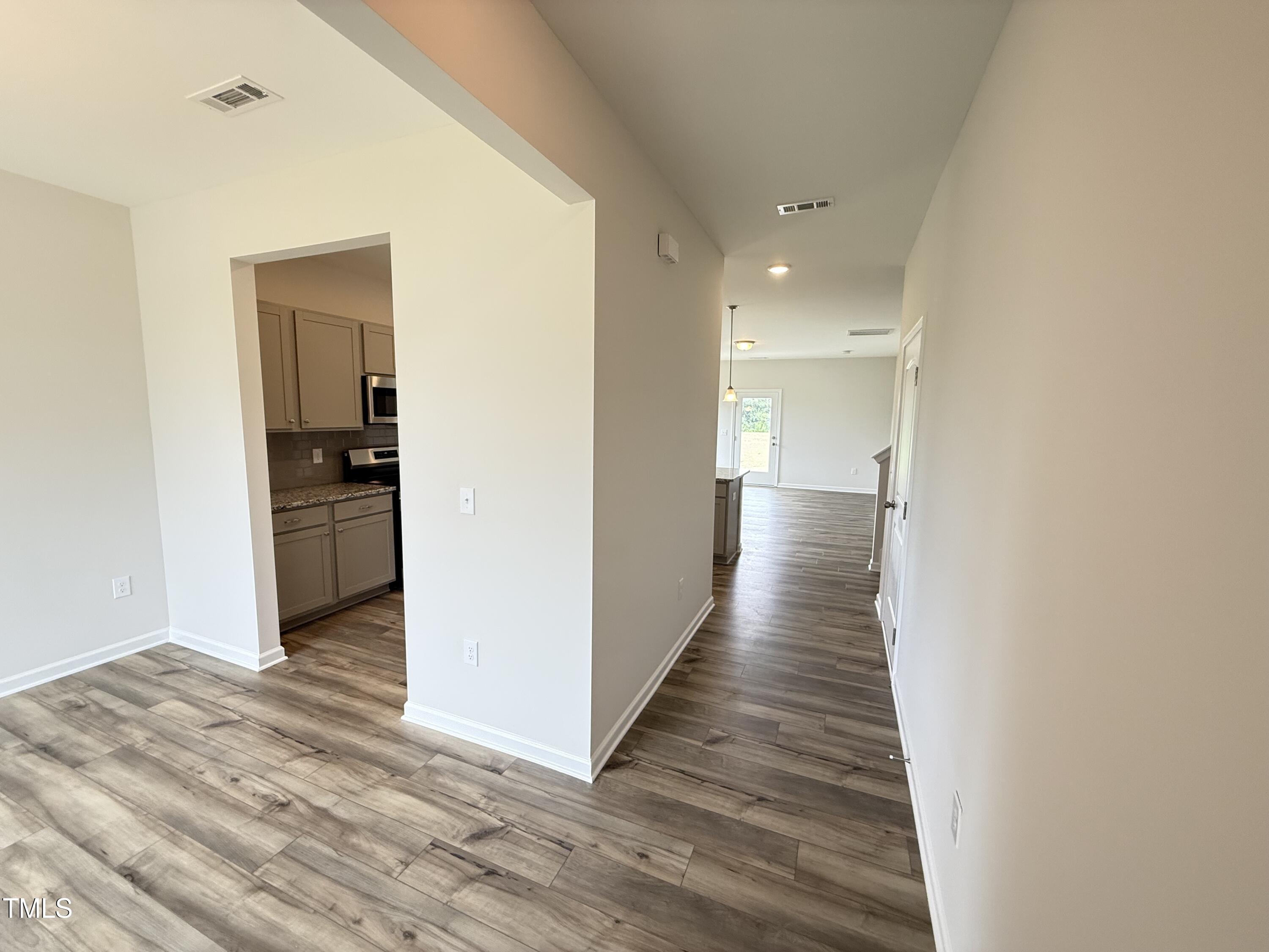 202 E Victory View Terrace