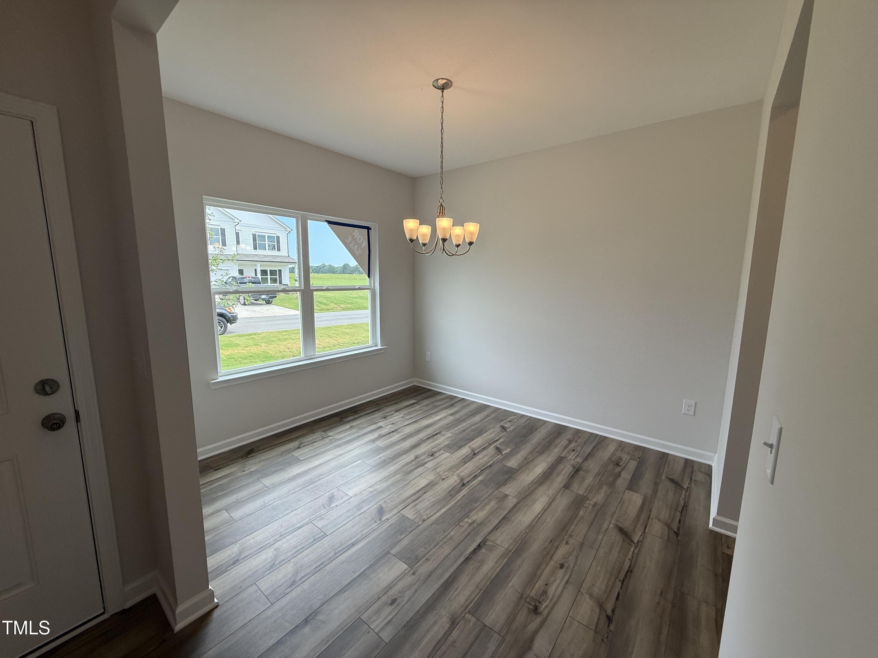 202 E Victory View Terrace