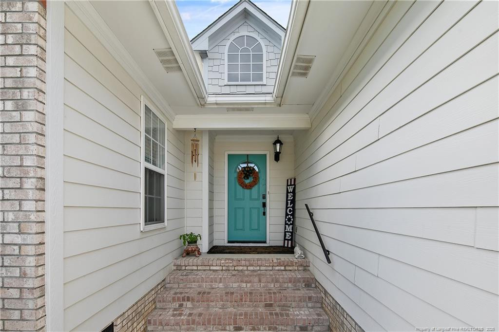 199 Thorncliff Drive