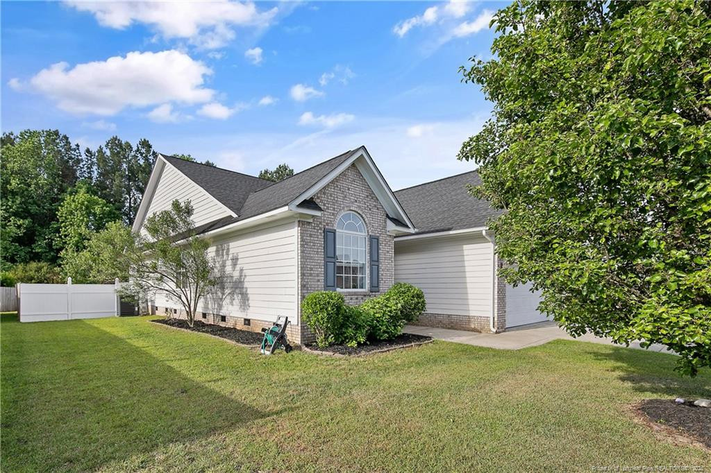 199 Thorncliff Drive