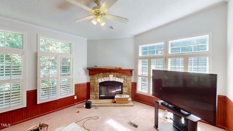 Single Family Residence in Burlington NC 1453 Knollwood Drive 22.jpg