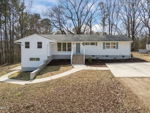 3004 Debnam Farm Lane Raleigh NC 27610