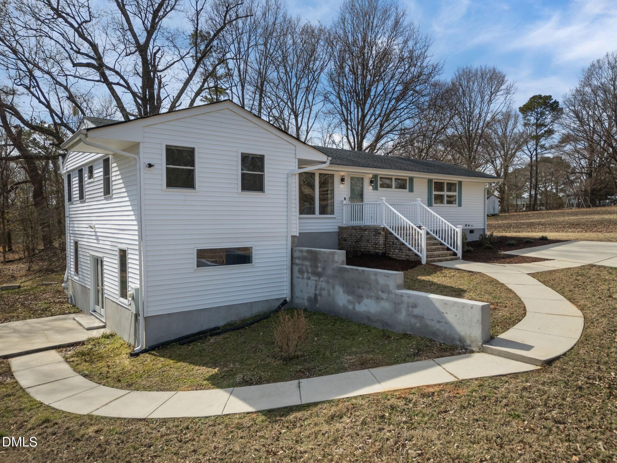 3004 Debnam Farm Lane