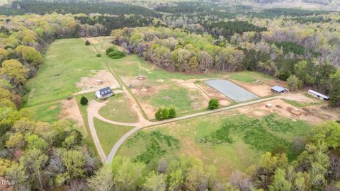 3880 L Lawrence Trail Graham NC 27253