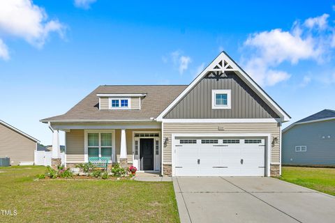 239 Meherrin Loop Raeford NC 28376