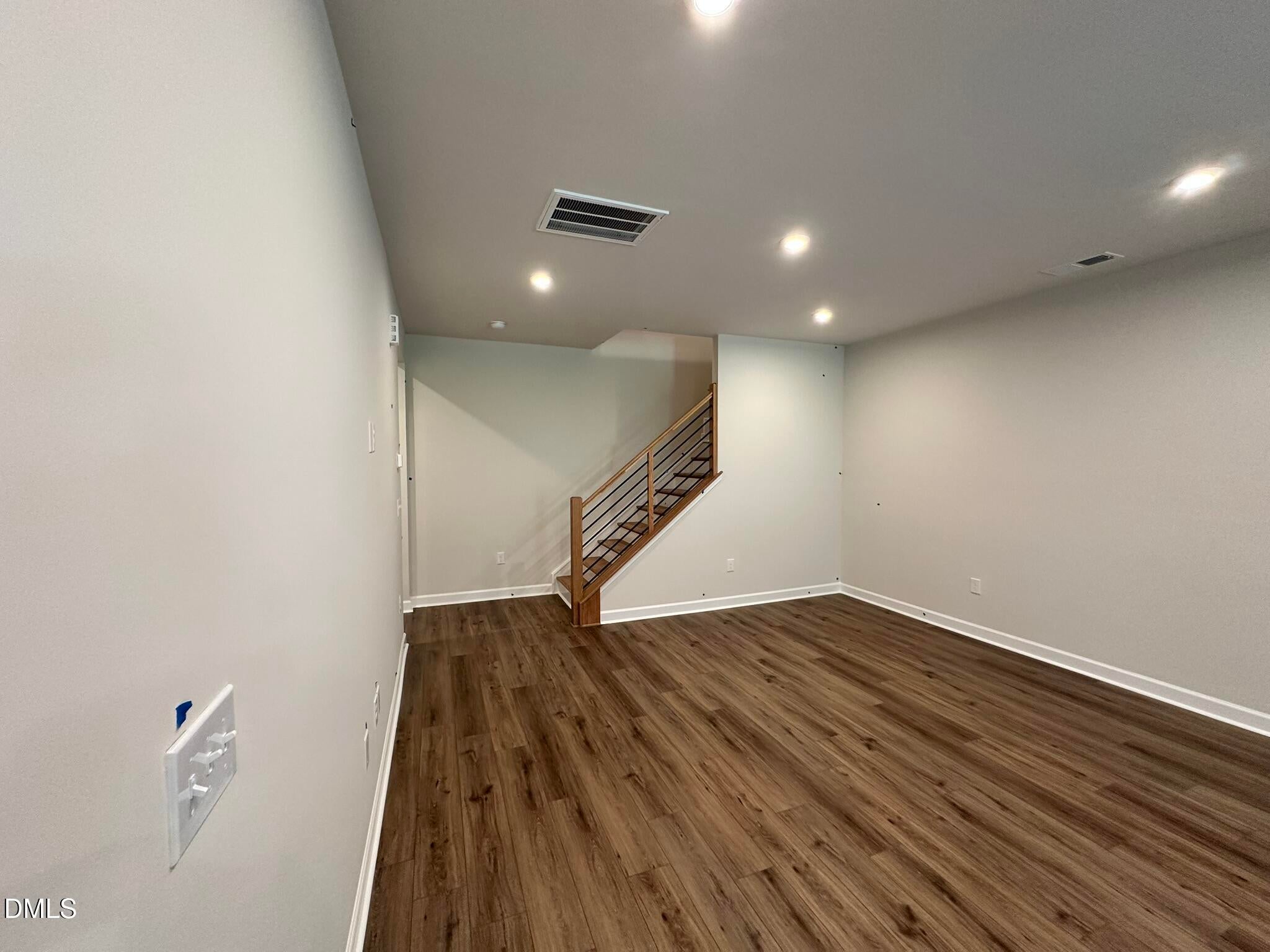 202 Solaire Alley