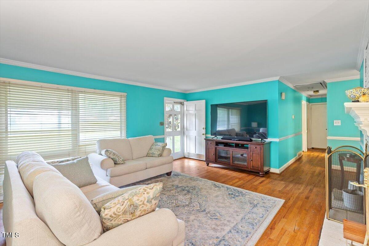114 Clarendon Crescent
