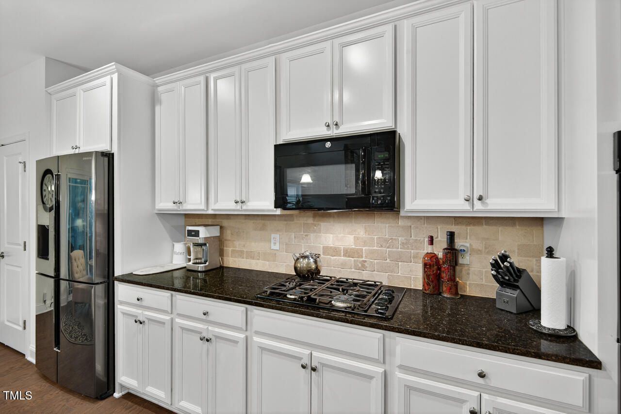 Apex, North Carolina 27539, United States, 3 Bedrooms Bedrooms, ,3 BathroomsBathrooms,Residential,Active,209255