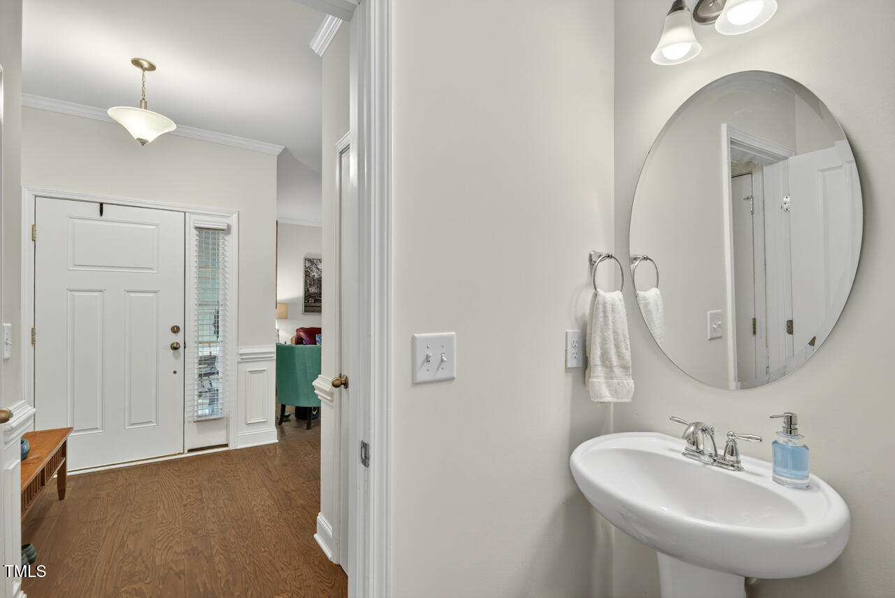 Apex, North Carolina 27539, United States, 3 Bedrooms Bedrooms, ,3 BathroomsBathrooms,Residential,Active,209255