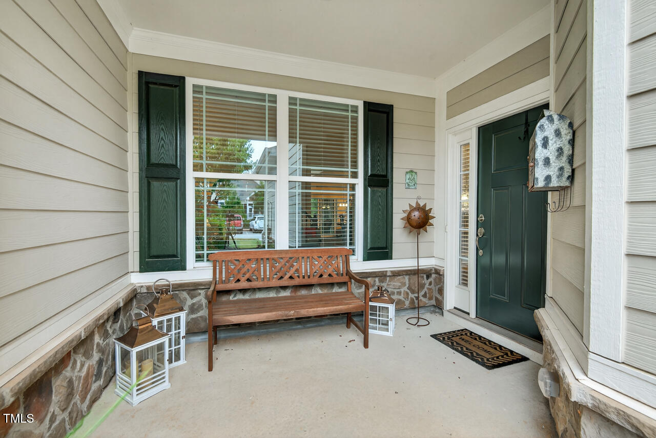 127 Willow View Lane