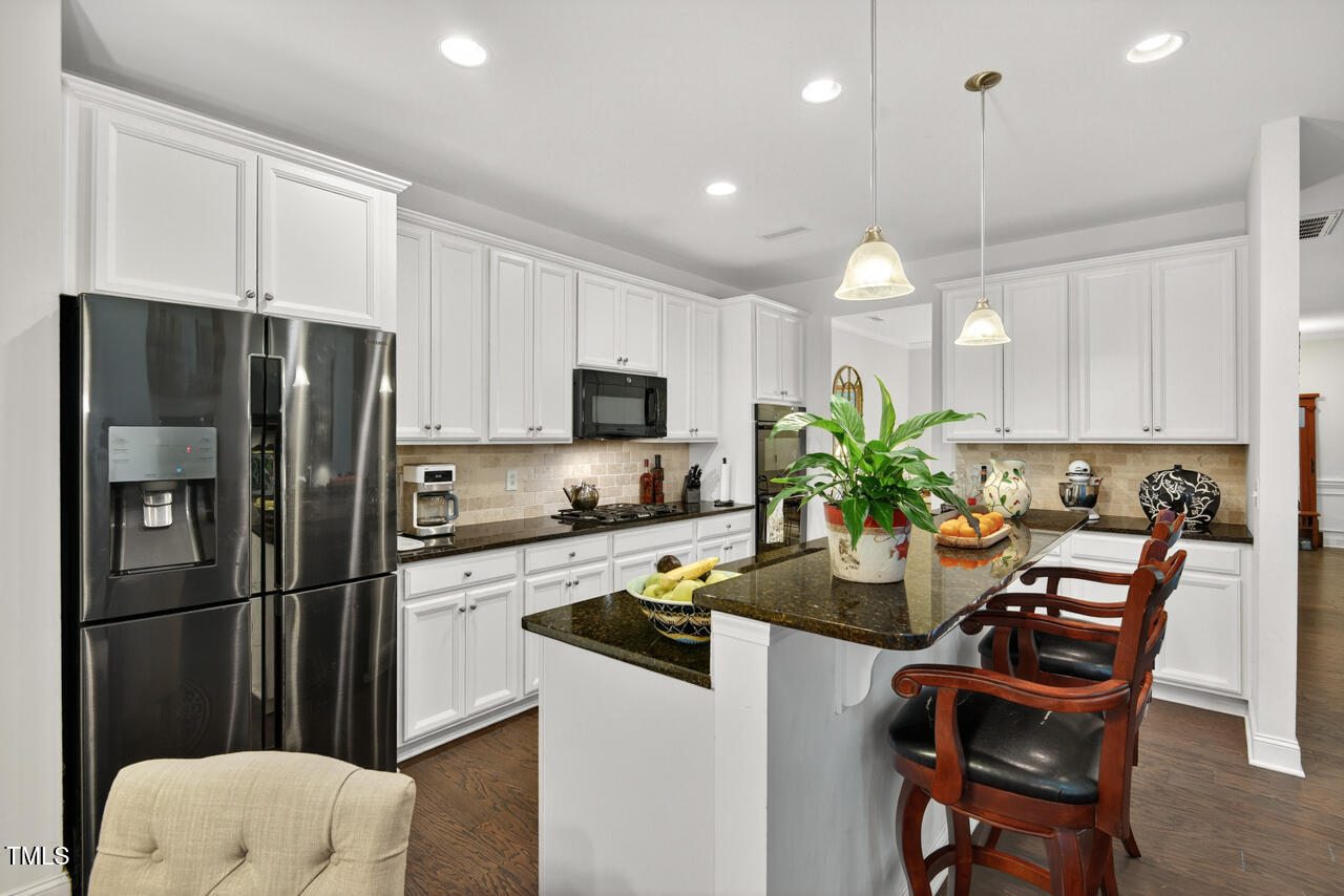 Apex, North Carolina 27539, United States, 3 Bedrooms Bedrooms, ,3 BathroomsBathrooms,Residential,Active,209255