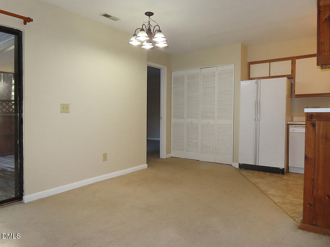 400 Summerwalk Circle