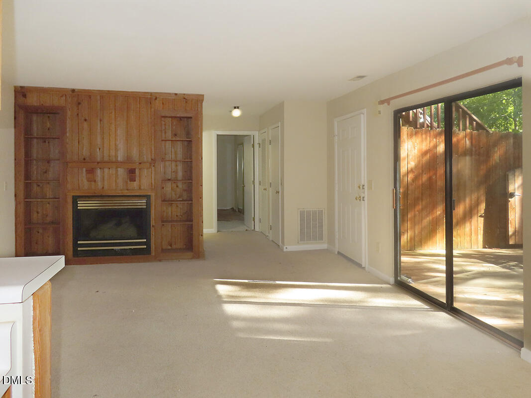400 Summerwalk Circle