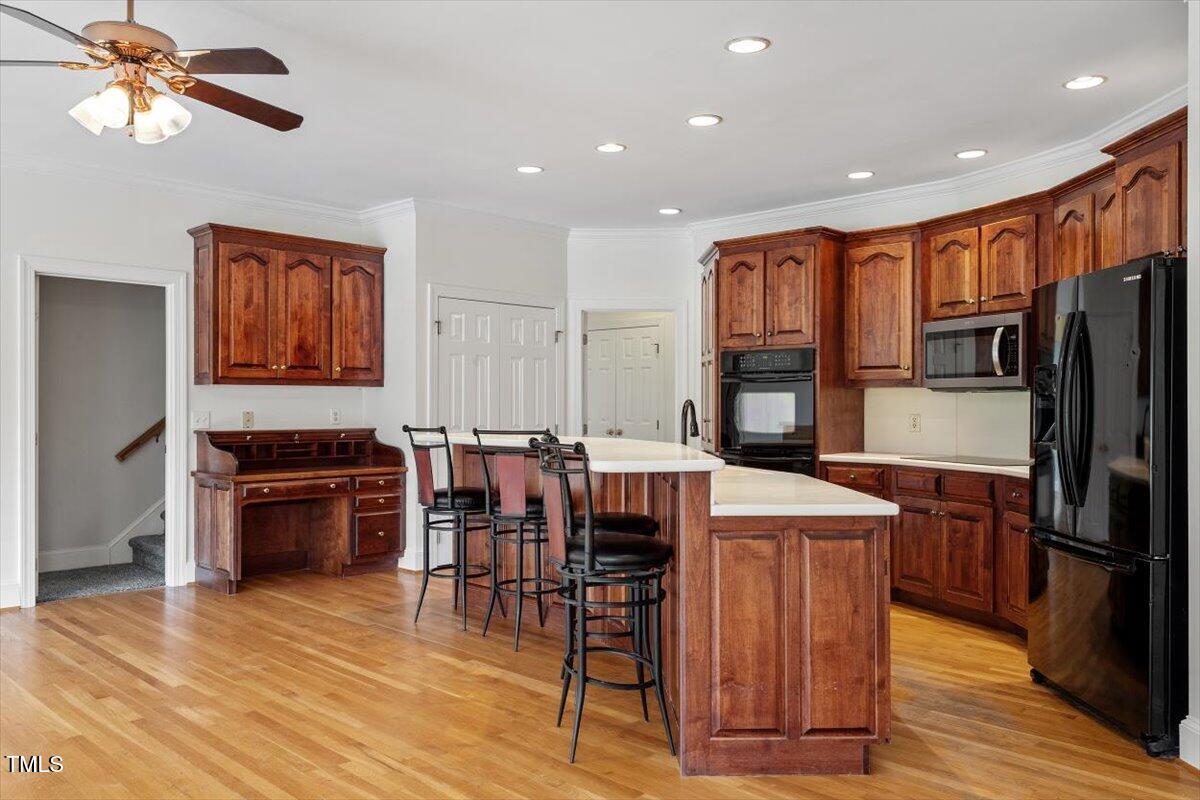 8415 Meadow View Lane