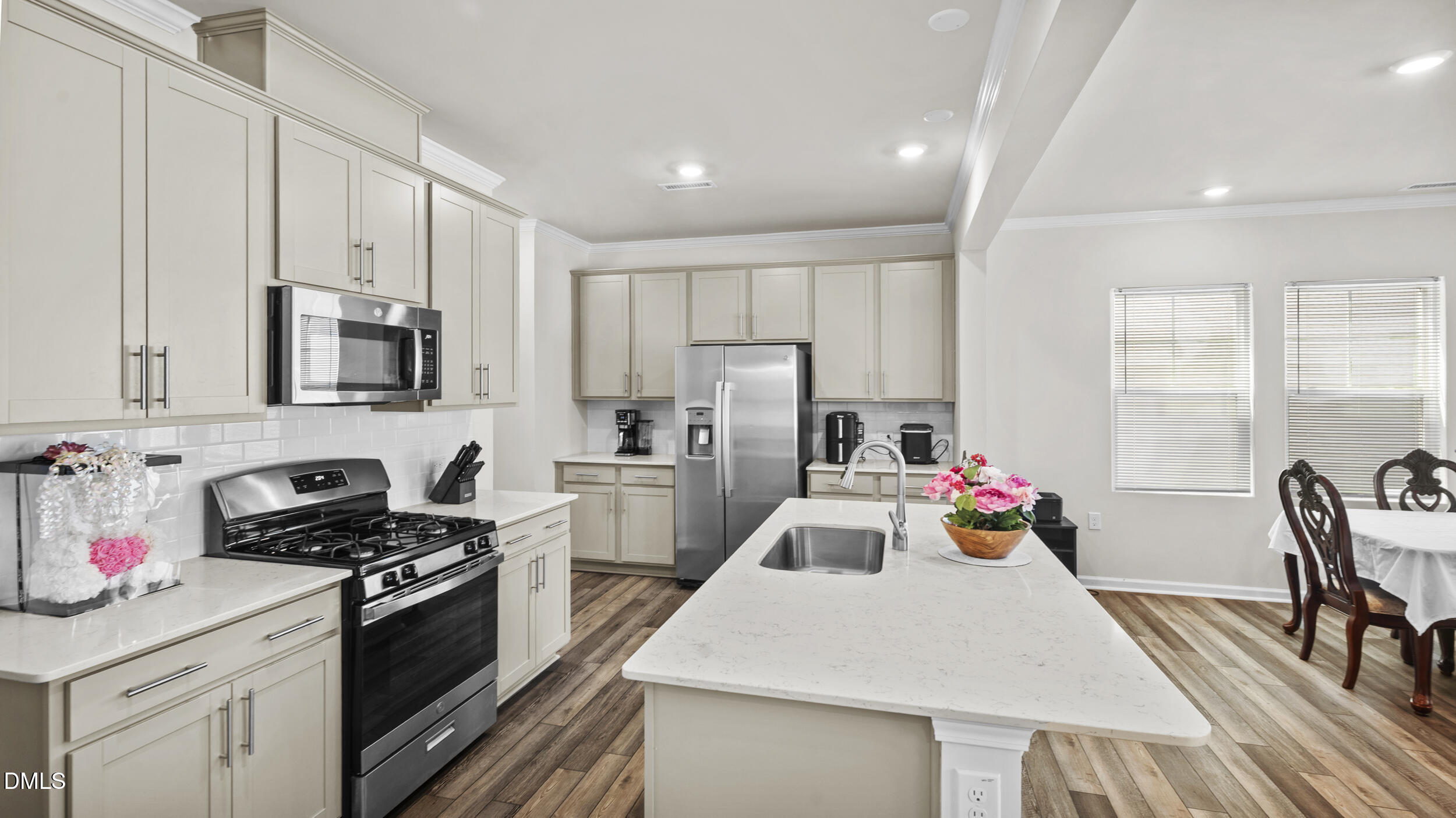 333 Glacier Lake Drive