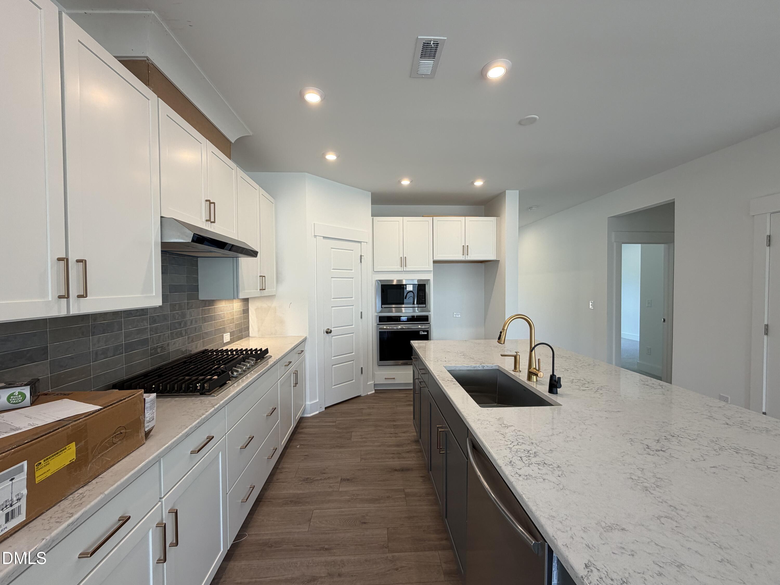 368 North Village Parkway