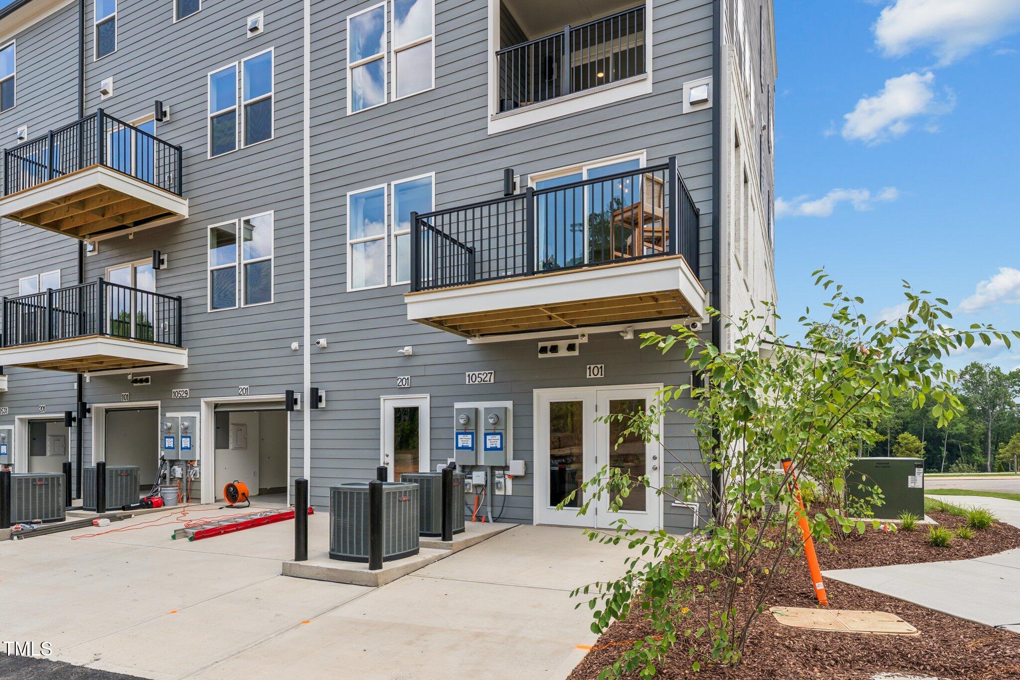 10551 Pleasant Branch Drive Unit 101