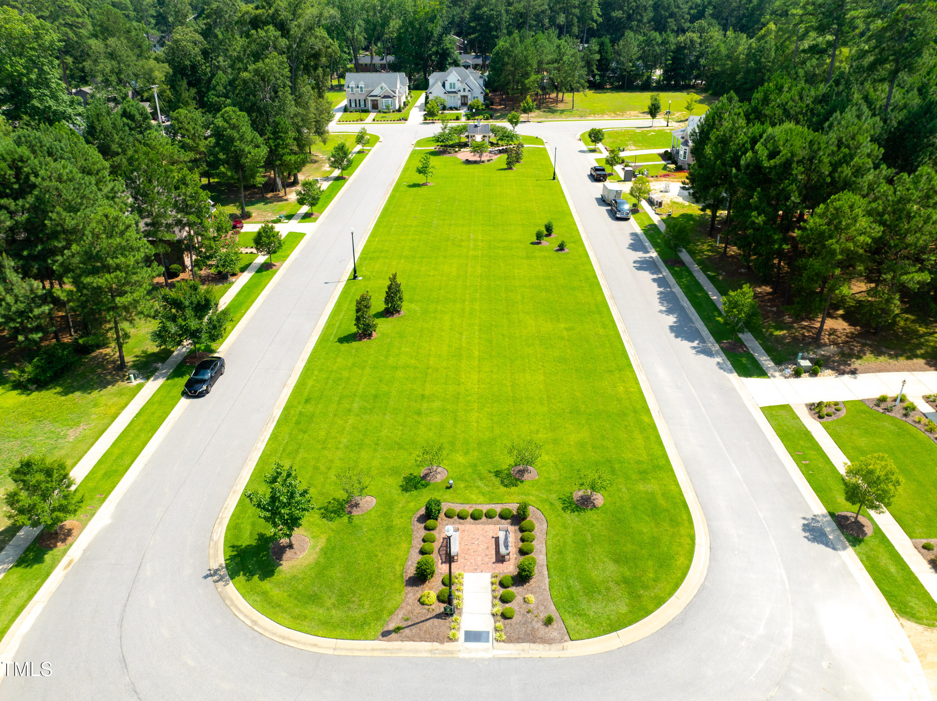 1124 Azalea Lane NW