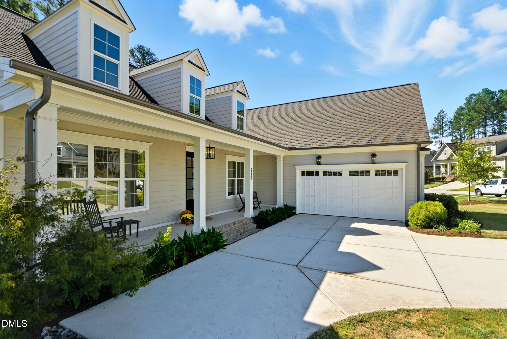 2207 Meadowcreek Drive